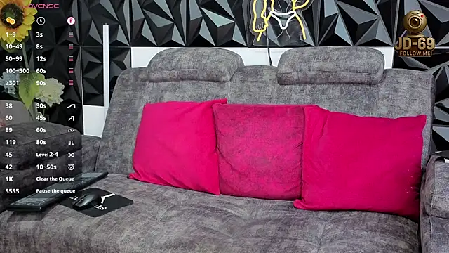 JD-69 online show from December 15, 7:55 pm