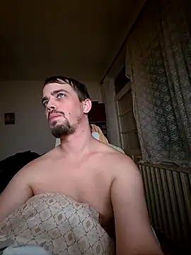 Coolhunwow online show from October 31, 3:08 am