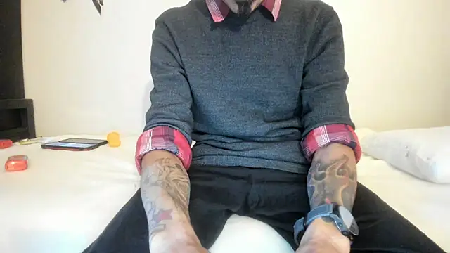 RoosterWabbit online show from October 4, 8:46 pm