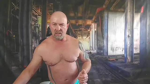 ManlyPrisonGuy online show from June 3, 2:33 pm