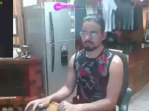 Dr Pocholate84 online show from December 24, 9:00 pm