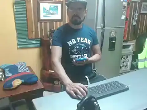 Dr Pocholate84 online show from January 29, 5:56 pm