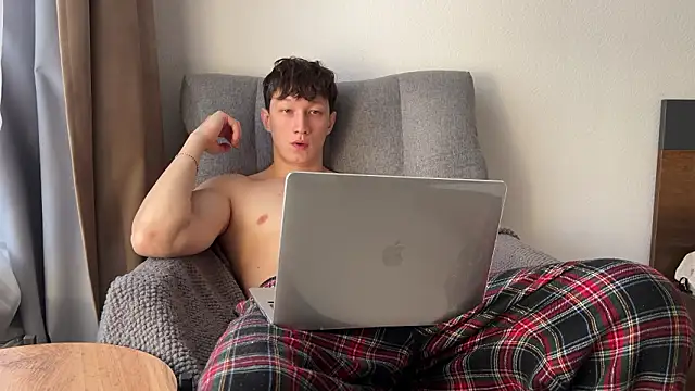 ohh dani online show from February 1, 9:30 am