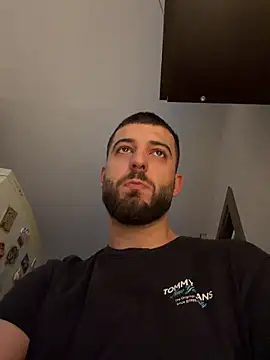 ElChapoGuzman95 online show from January 8, 6:29 am