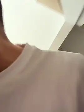 ElChapoGuzman95 online show from April 14, 10:04 am