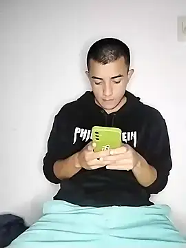 Thick Cock online show from December 18, 1:15 am