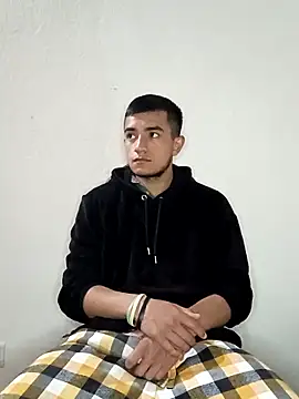 Thick Cock online show from October 23, 3:32 am