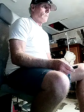 ColdVisitor online show from April 11, 1:46 am