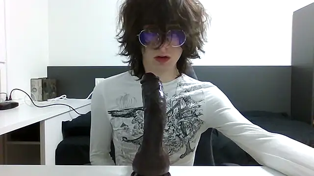 kgzmeoww online show from November 24, 2:45 am