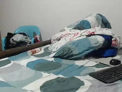 PONSE LATINO online show from September 24, 2:55 am