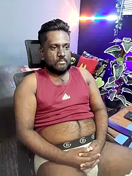 Rayansmith  online show from December 4, 10:50 pm