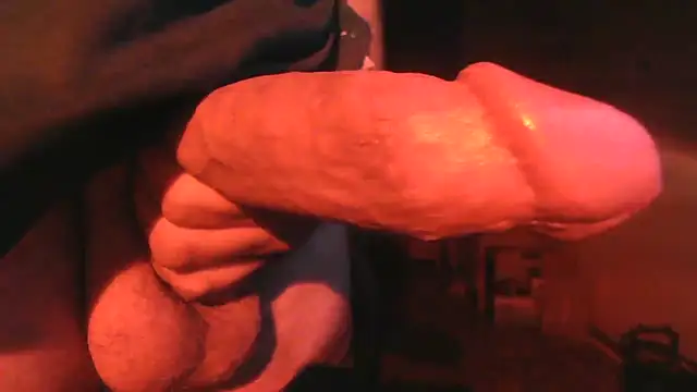 mr key  online show from October 7, 1:10 am