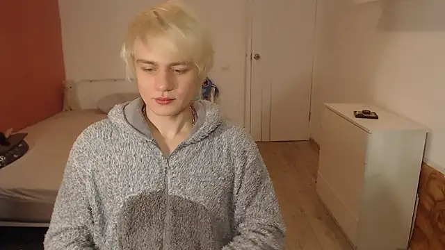 Oliver sweet  online show from January 16, 2:03 am