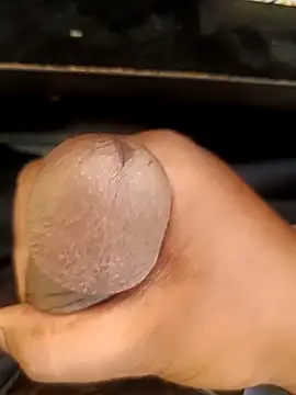 u wan me online show from April 6, 4:09 am