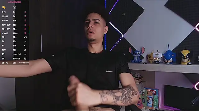 bigryann23 online show from March 18, 4:21 pm